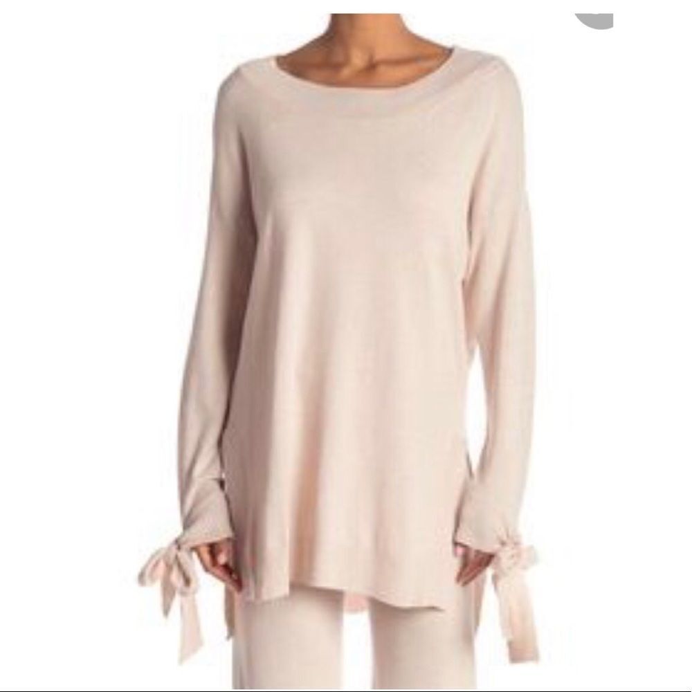 Shimera tie sleeve split sides tan sweater size Large.